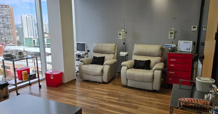 Slider image (2) CellsTime Clinique Guadalajara